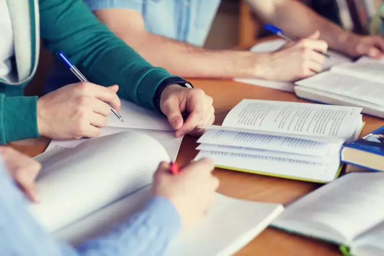 Важливість правильно оформленої бібліографії в курсовій роботі